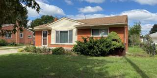 3 Bedroom Ranch/Full Basement - Warren Gallery 1