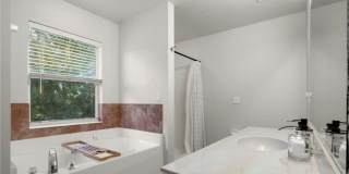 321 Shadow Lakes Drive Gallery 4