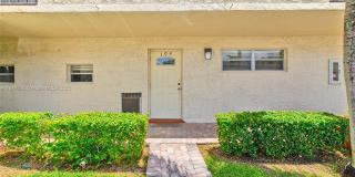 681 S Hollybrook Dr Gallery 1