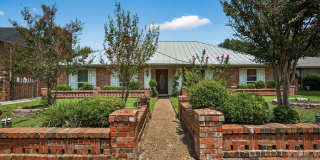 3413 Foxbriar Gallery 1