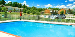 Park at Village Green Gallery 6