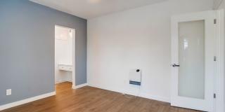 435 W. Regent St Gallery 13