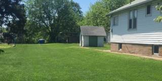 Spacious 2 Bed/1 Bath! Updated Kitchen! Hardwood Floors! Spacious 2 Bed/1 Bath! Updated Kitchen! Hardwood Floors! Gallery 9