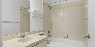 6375 Riverwalk Lane Gallery 20