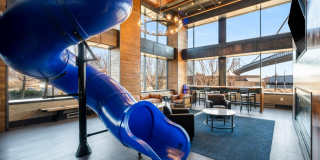 235 N COLUMBUS Boulevard Gallery 45