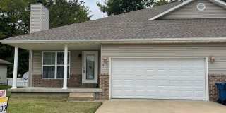 915 Briarview Drive Gallery 1