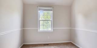 Updated 4 level TH w/ 2 FB & 2 "1/2" baths + One car garage! Gallery 37