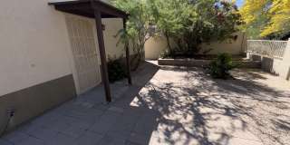 Beautiful eastside location Beautiful eastside location Gallery 52