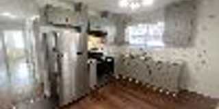 2555 Myra Street Gallery 11