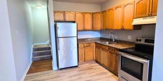 Two level - Two BR/1BA Condo Gallery 6