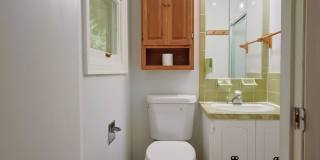 nice renovated 4 Bed 3 Bath Gallery 13