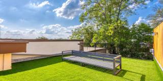 ALAMO HEIGHTS  |  TOWNHOME  |  REMODELED  |  HUGE TERRACE Gallery 40