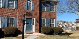 3 Bedroom 2.5 Bath House with 1 Car Garage Gallery 1