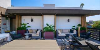The Metropolitan at Larchmont Village Gallery 35