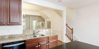 Pet-Friendly Cherry Hill Townhome Gallery 4