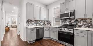 3904 N Whipple Avenue Gallery 9