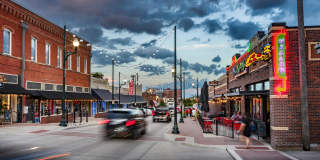 Modera McKinney Ridge Gallery 34