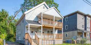 Lovely 3 Bedroom 1 Bathroom - 1st Floor with/ Washer and Dryer Gallery 7