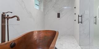 8745 SW 182nd Ter Gallery 43