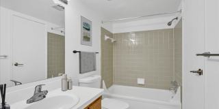 South Grove Apartments Gallery 9