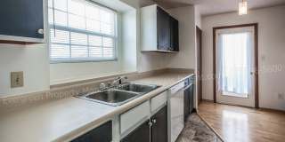 Beautiful One-Bedroom Apartment with Washer/Dryer Near CSU! Gallery 9