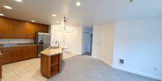 2BR Condo with Private Patio Near Discovery Park – Blue Heron Community Gallery 3