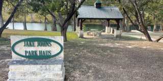 NEW ON MARKET (4 ACRE HOA GUADALUPE RIVER PARK COUPLE BLOCKS AWAY) Gallery 13