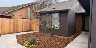 K14111 A &amp; B Gallery 1