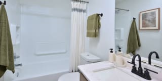 Enclave at North Point Apartment Homes Gallery 18