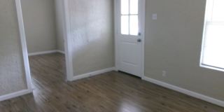 Beautiful Home Located in Old Town North Gallery 24