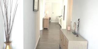 915 HICKORY Circle Gallery 1