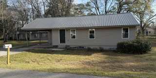 Cozy 3 Bedroom Gallery 1
