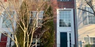 Fantastic 4 BR 3.5 BA home Gallery 1