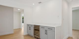 2655 BAY Street Gallery 12