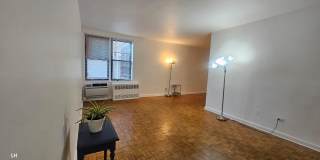 35-20 Leverich Street Gallery 8
