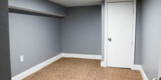 1628 Division St Gallery 29