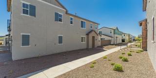 2436 W Maximo Way Gallery 4