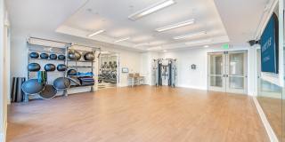 Overture Centennial 55+ Active Adult Apartment Homes Gallery 35