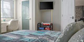 Racquet Club West, FURNISHED, Seasonal OR Long Term Gallery 24