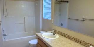 Beautiful and spacious 3 bed 2 bath home in Meridian just off Ten Mile and W Pine Ave Gallery 14