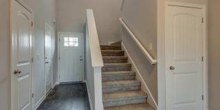 Fairview Station - Beautiful 4 / 2.5 - FENCED! Gallery 3