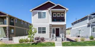 Immaculate 3-Story Home | Comfort, Space  Seasonal Perks! Gallery 1