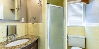 Pre-leasing for August! - Spacious 3 Bedroom Home Located In Medical District! Gallery 18