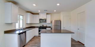 Spacious, Stylish & Move-In Ready Gallery 7