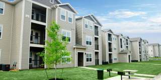 Willow Creek Apartments Gallery 2