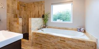 Spacious 4 Bedroom 3 Bath Home Gallery 18
