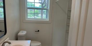 602 S 26th Street Gallery 11