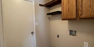 Beautiful 2 Story Home in The Seasons - SW- $2,400 + $2,400 Deposit Gallery 14