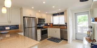 ** CANAL VIEW 2 BEDROOM\2 BATH CONDO ** SEASONAL OR ANNUAL ** BLUE POINT CLOSE TO DOWNTOWN NAPLES AND NAPLES BEAUTIFUL BEACHES ** CANAL BOAT SLIP AVAILABLE ** Gallery 13