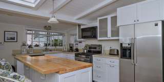 2323 Grand Canal Gallery 8